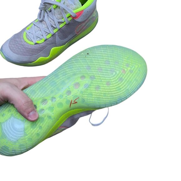 BRAND NEW Nike KD 12 90s Kid Mens Size 9.5 - Picture 8 of 15